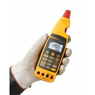 Fluke 773 (3362365) &mdash; Калібратор-мультиметр з кліщами для вимірювання малих струмів 1-38805 фото