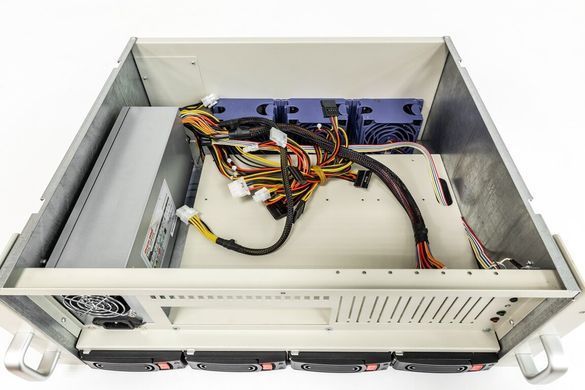 Корпус серверний ATX 4U 4x3.5" HDD 3 вентилятори 80x80x38 CSV 4U-FP 709568 фото